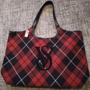 VICTORIA SECRET TOTE PLAID FLANNES